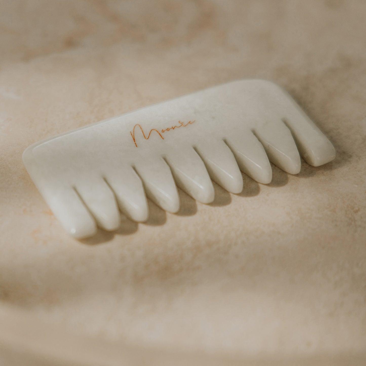 Witte Jade massage kam